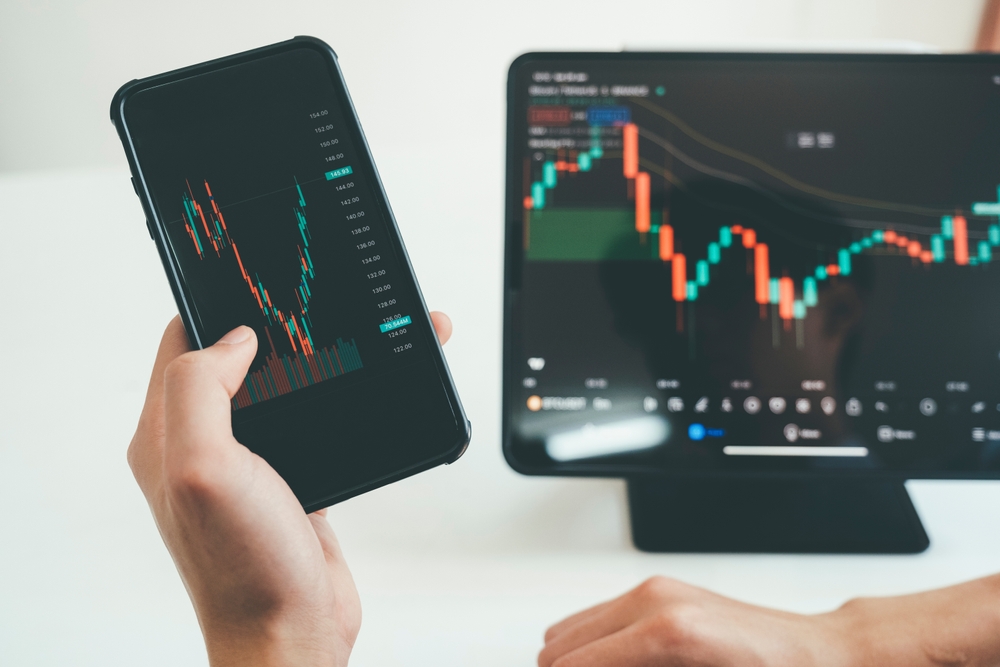 Moving Averages in Forex Explained: Skadeva Guide 2026